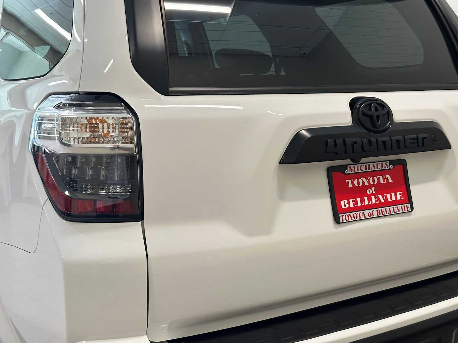 Thumbnail: 2023 Toyota 4Runner - 7