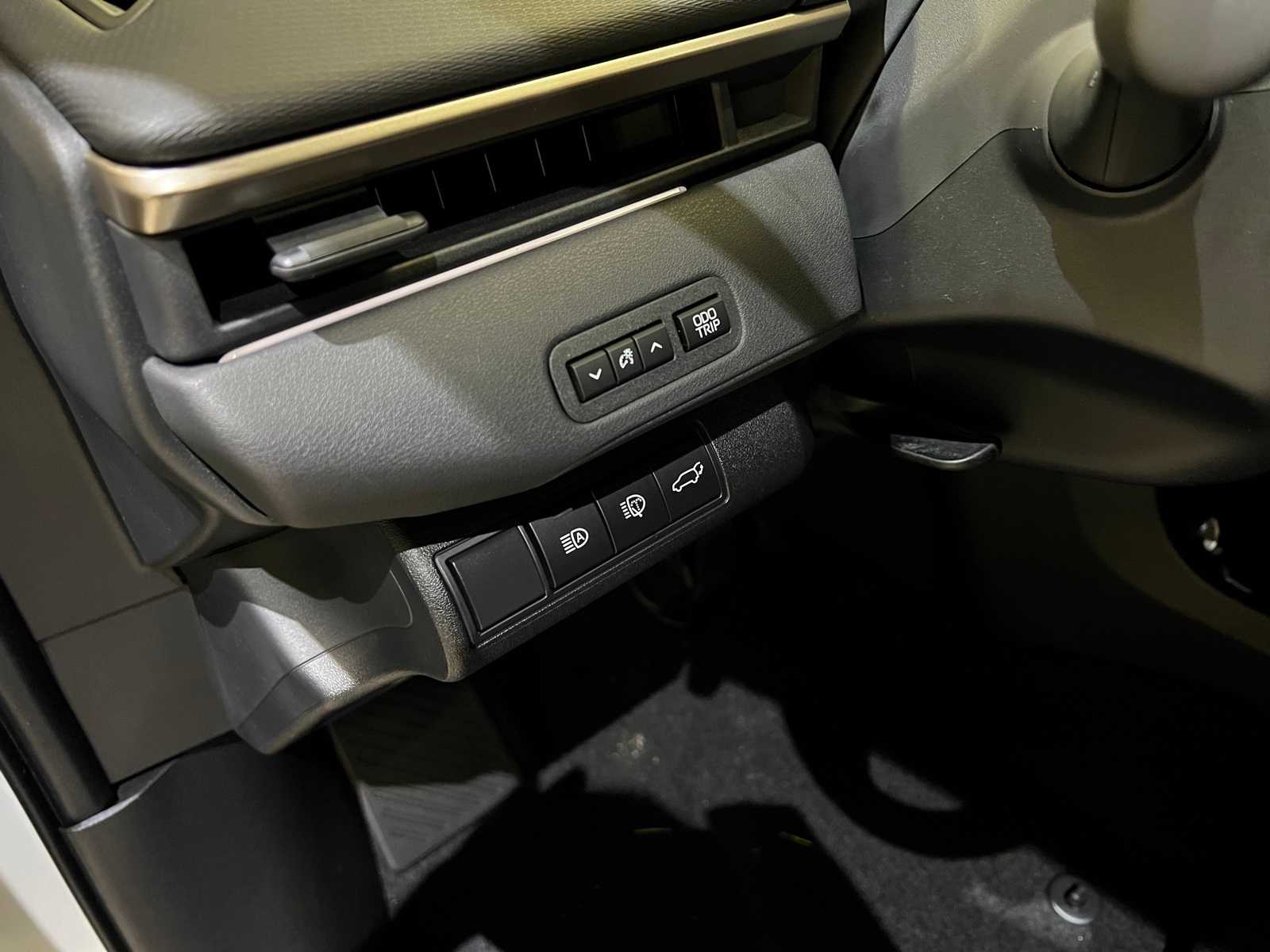 Thumbnail: 2026 Toyota bZ - 16