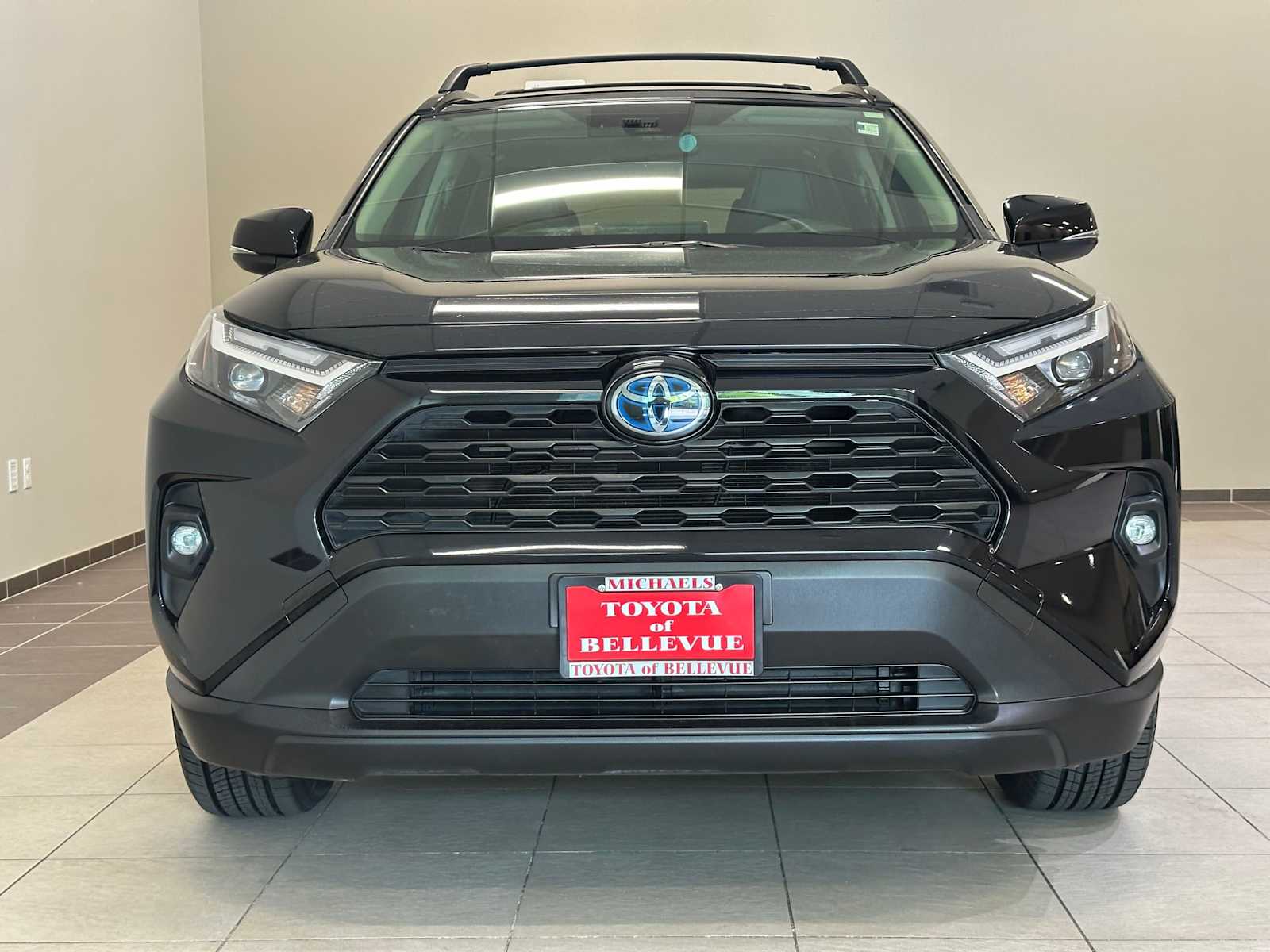 Thumbnail: 2023 Toyota RAV4 - 6