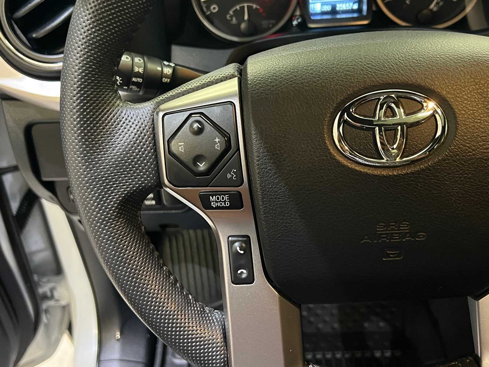 Thumbnail: 2022 Toyota Tacoma - 22