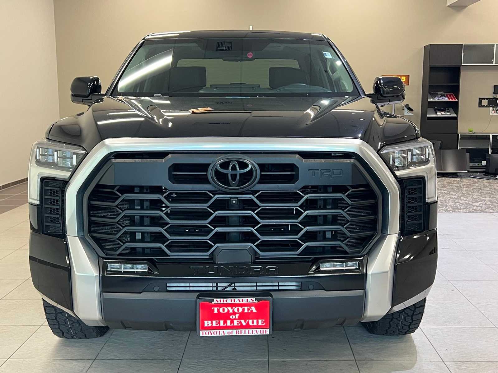 Thumbnail: 2022 Toyota Tundra - 8