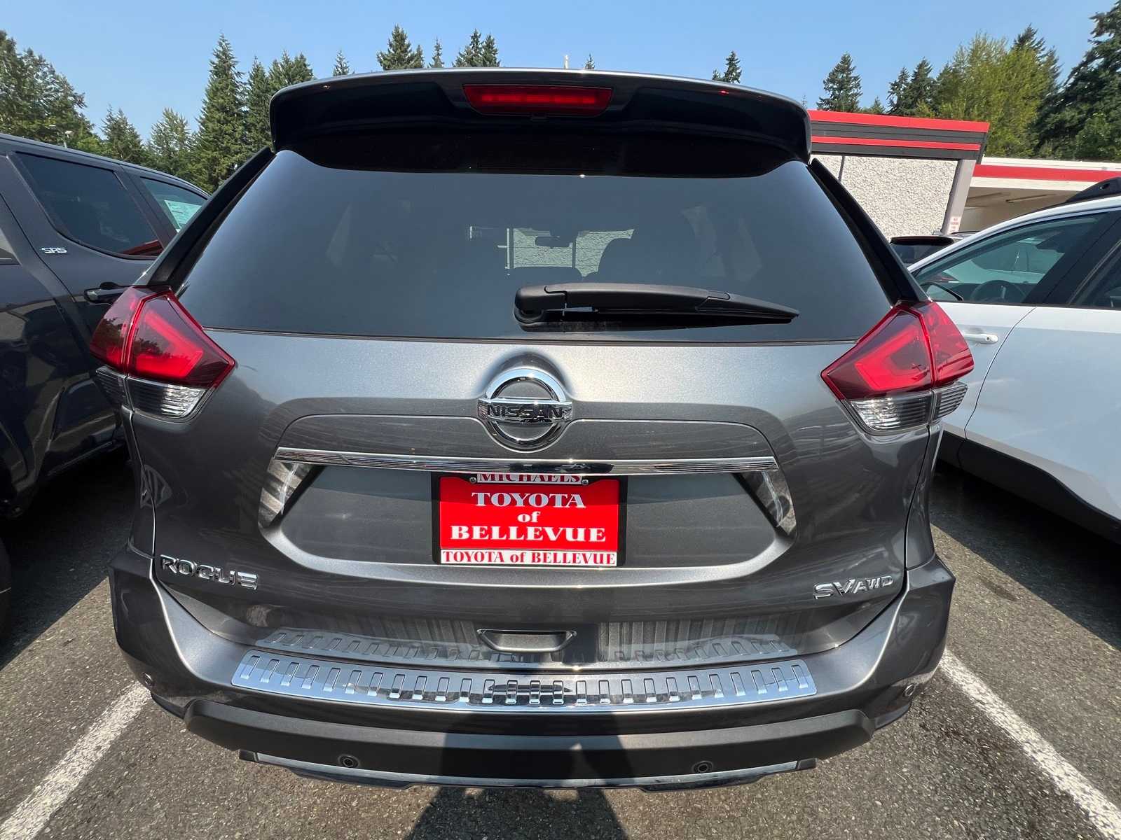 Thumbnail: 2020 Nissan Rogue - 9