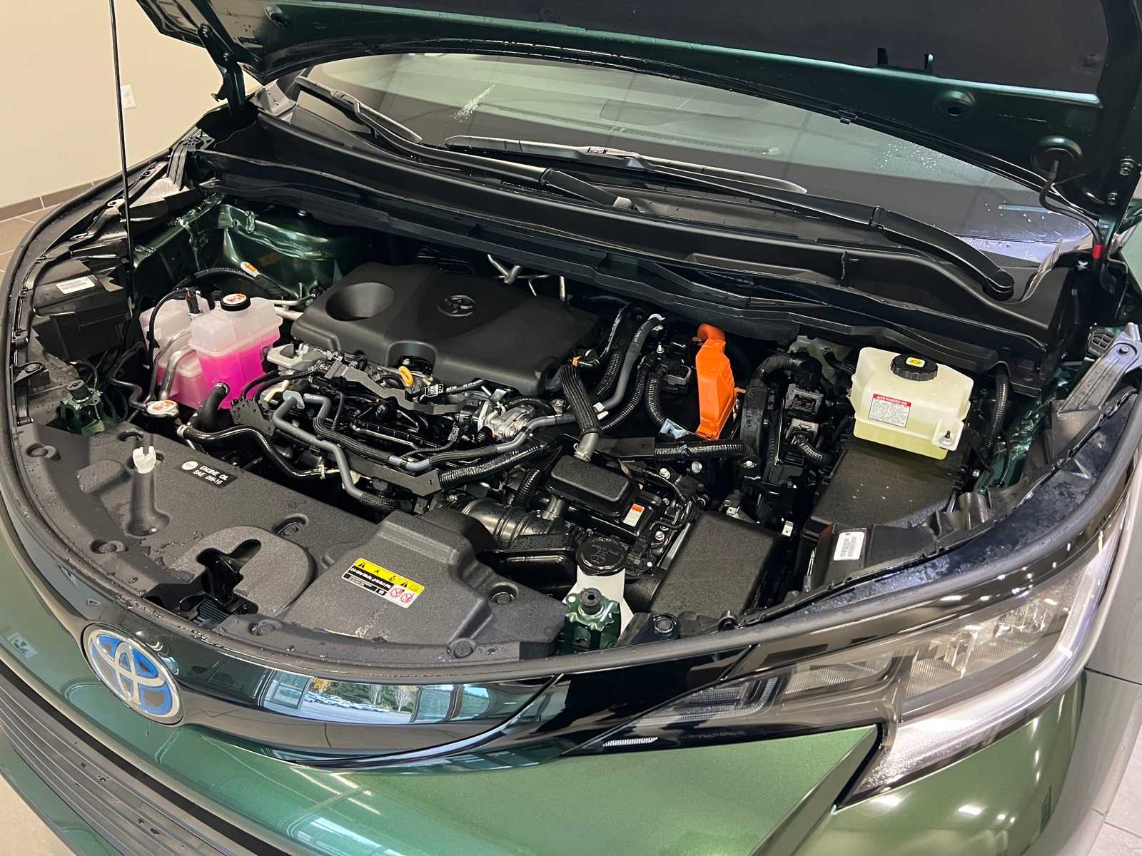 Thumbnail: 2025 Toyota Sienna - 9