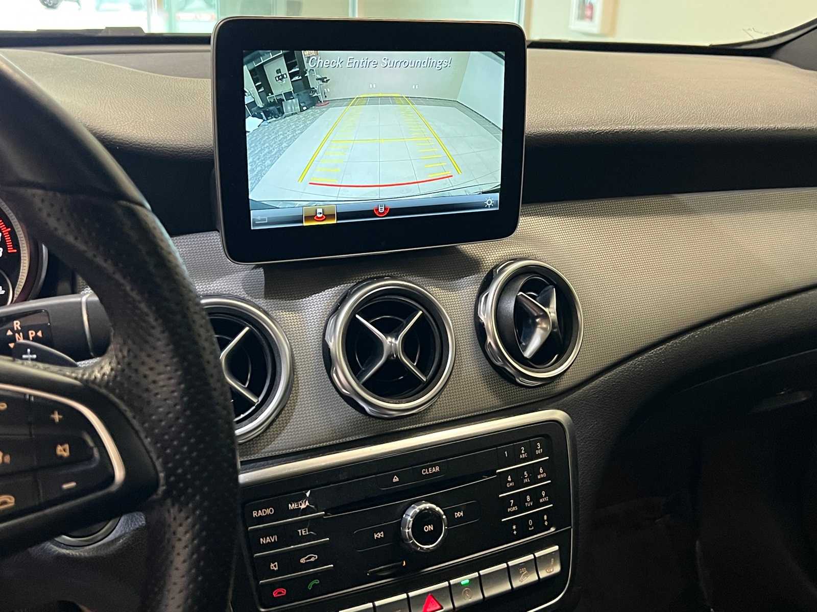 Thumbnail: 2019 Mercedes-Benz GLA - 25