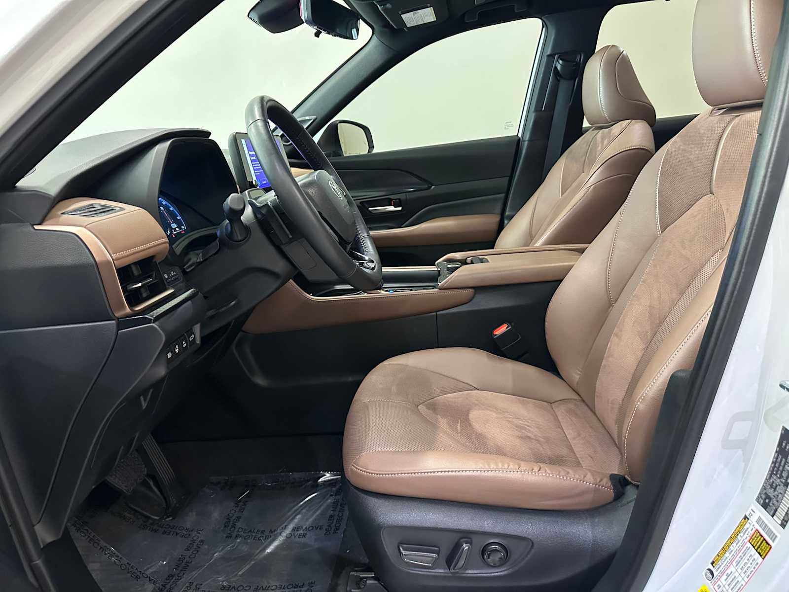 Thumbnail: 2024 Toyota Grand Highlander - 21