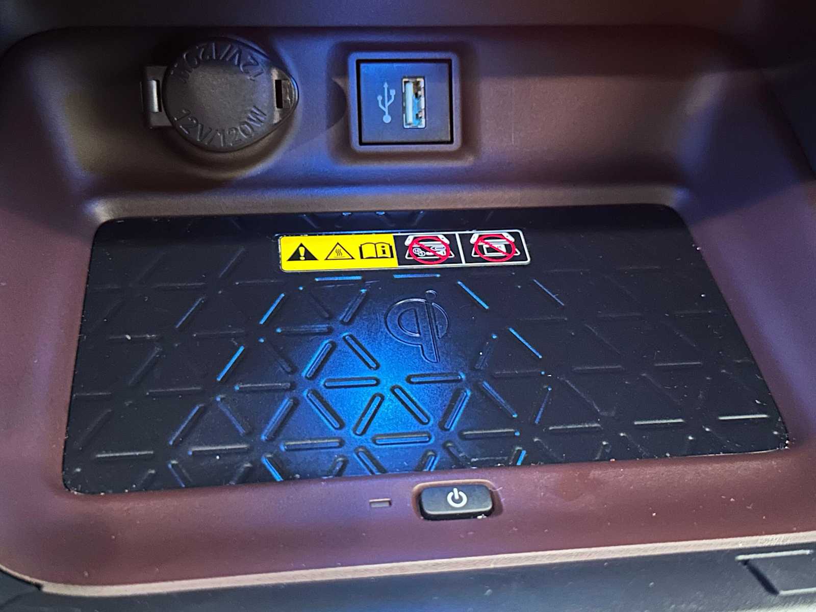 Thumbnail: 2024 Toyota RAV4 - 16