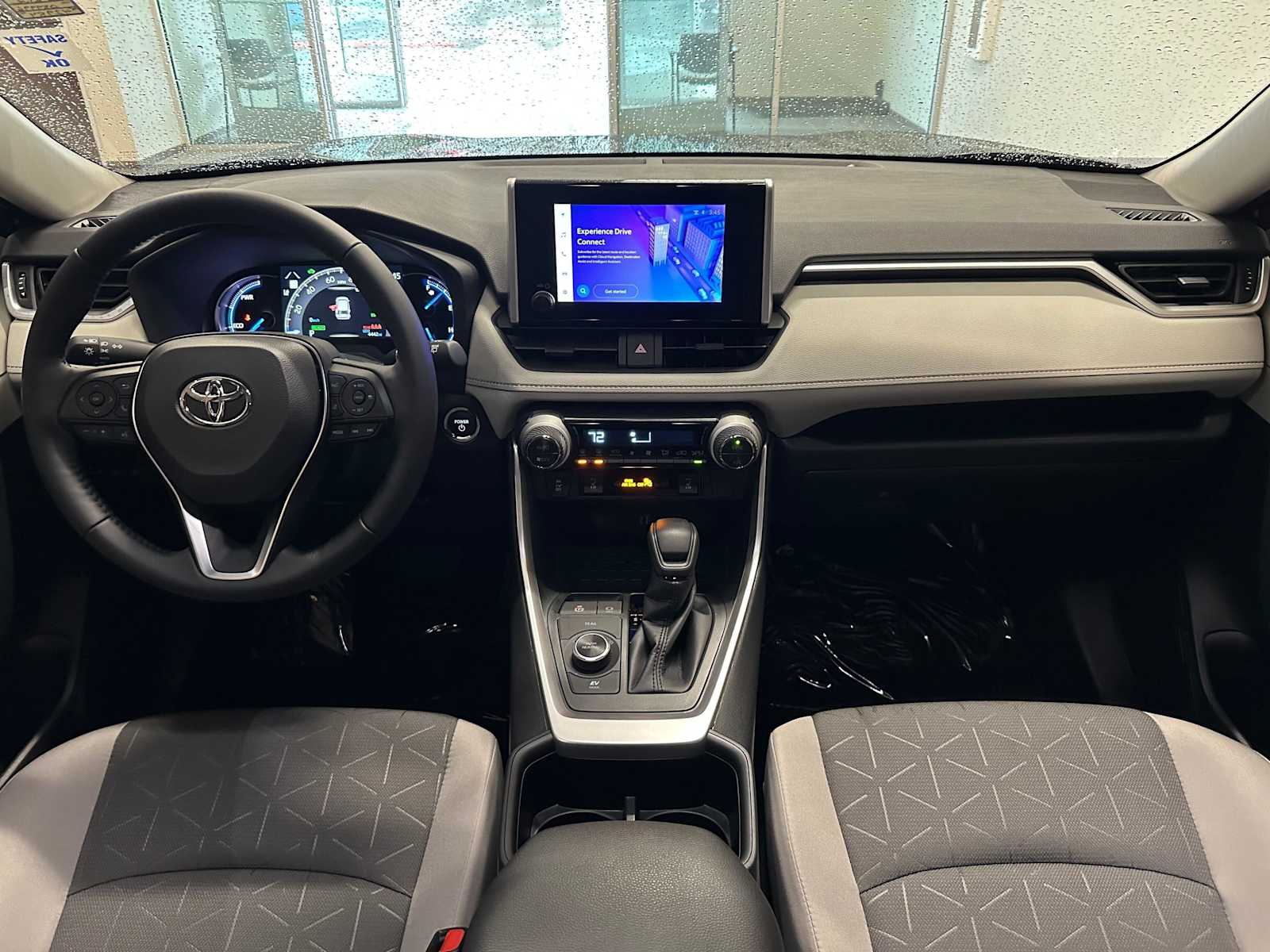 Thumbnail: 2025 Toyota RAV4 - 22