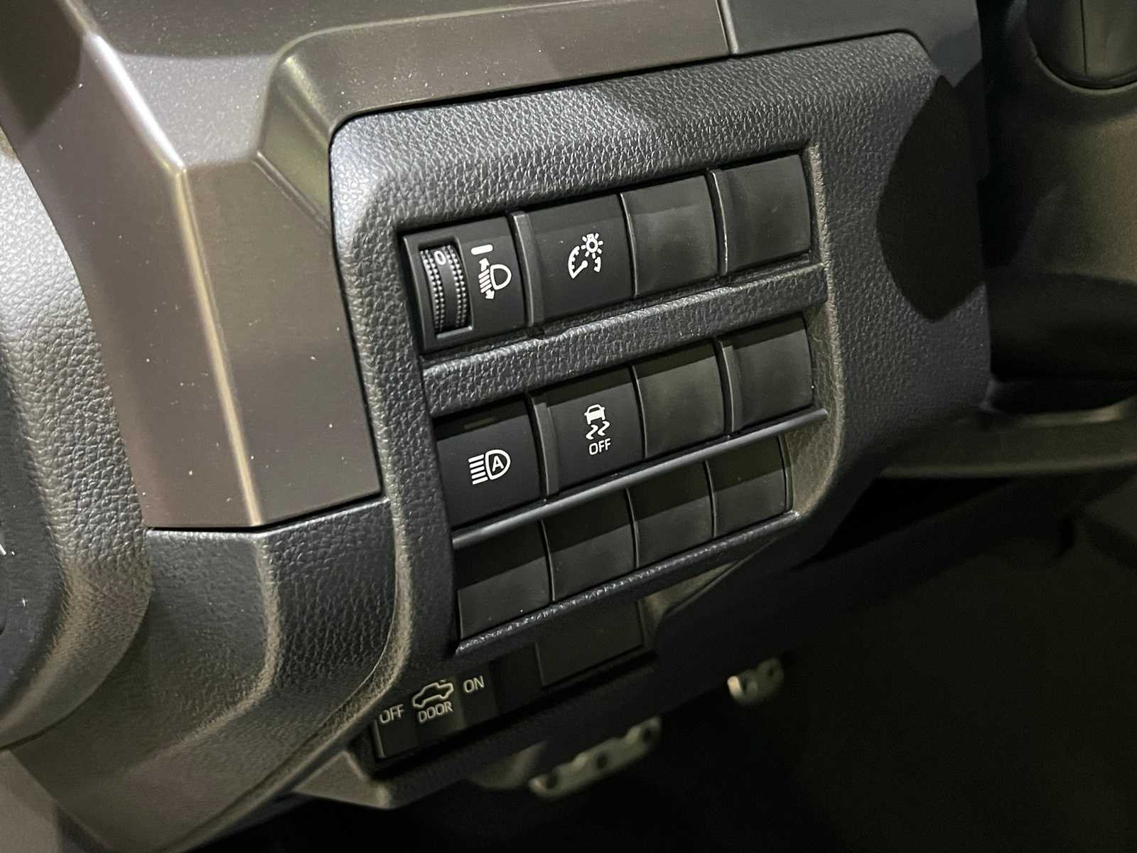 Thumbnail: 2025 Toyota Tacoma - 15