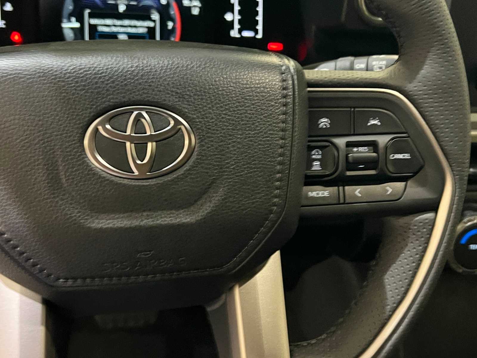Thumbnail: 2025 Toyota 4Runner - 13