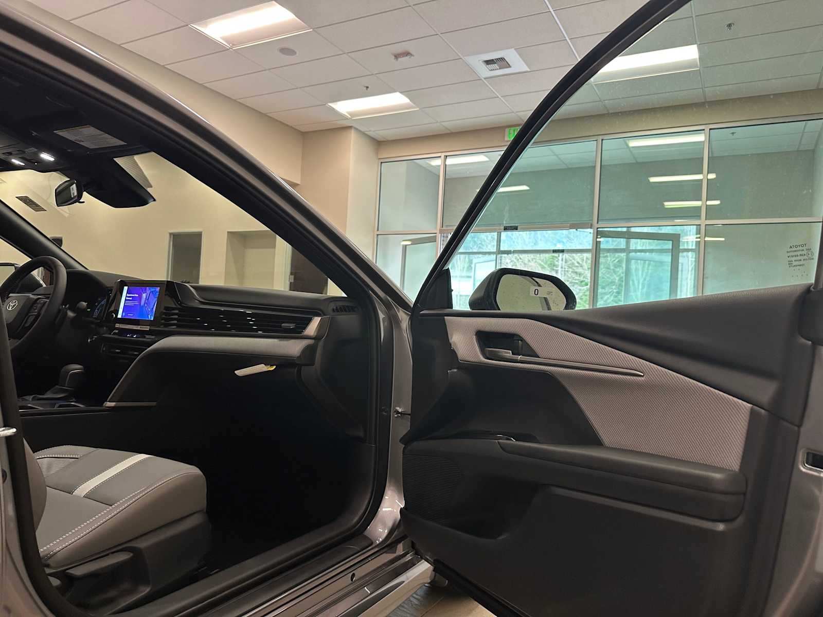 Thumbnail: 2026 Toyota Camry - 28