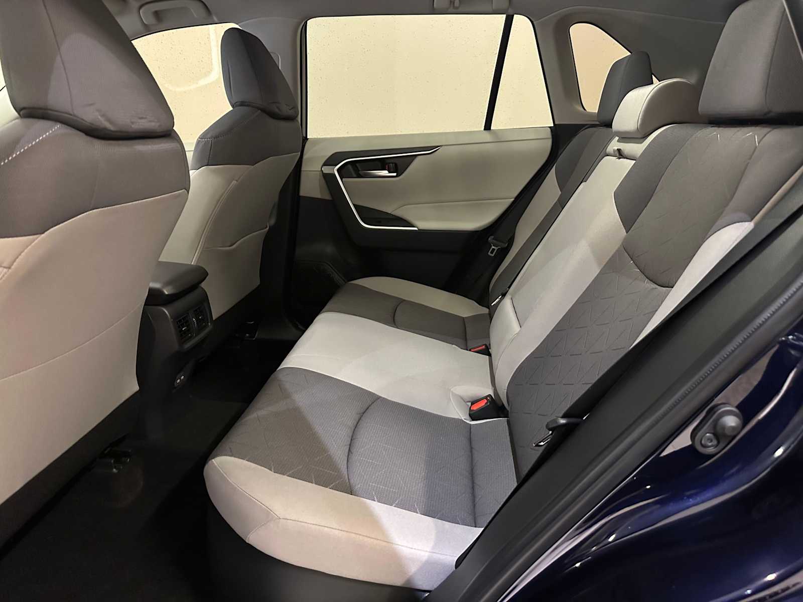 Thumbnail: 2025 Toyota RAV4 - 38