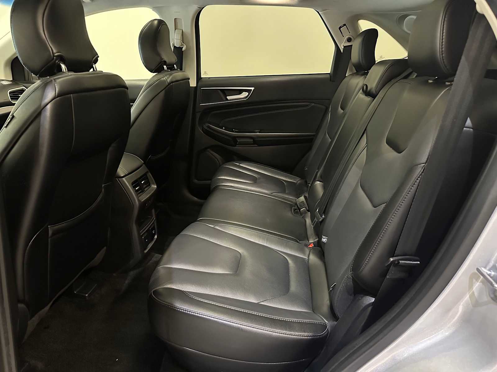 Thumbnail: 2017 Ford Edge - 33