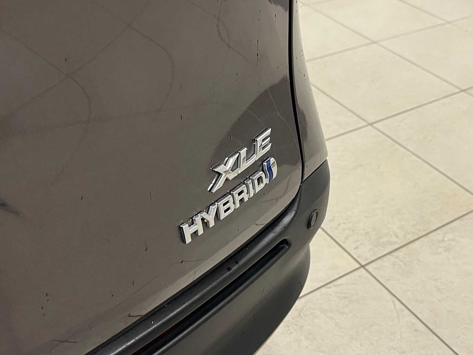 Thumbnail: 2021 Toyota Sienna - 6