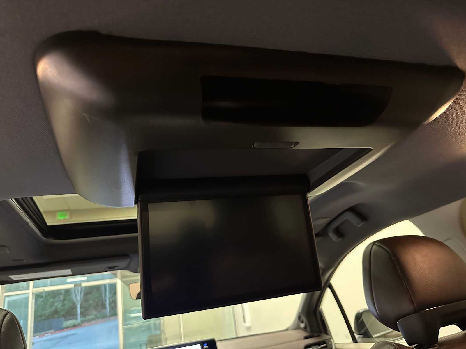 Thumbnail: 2022 Toyota Sienna - 11