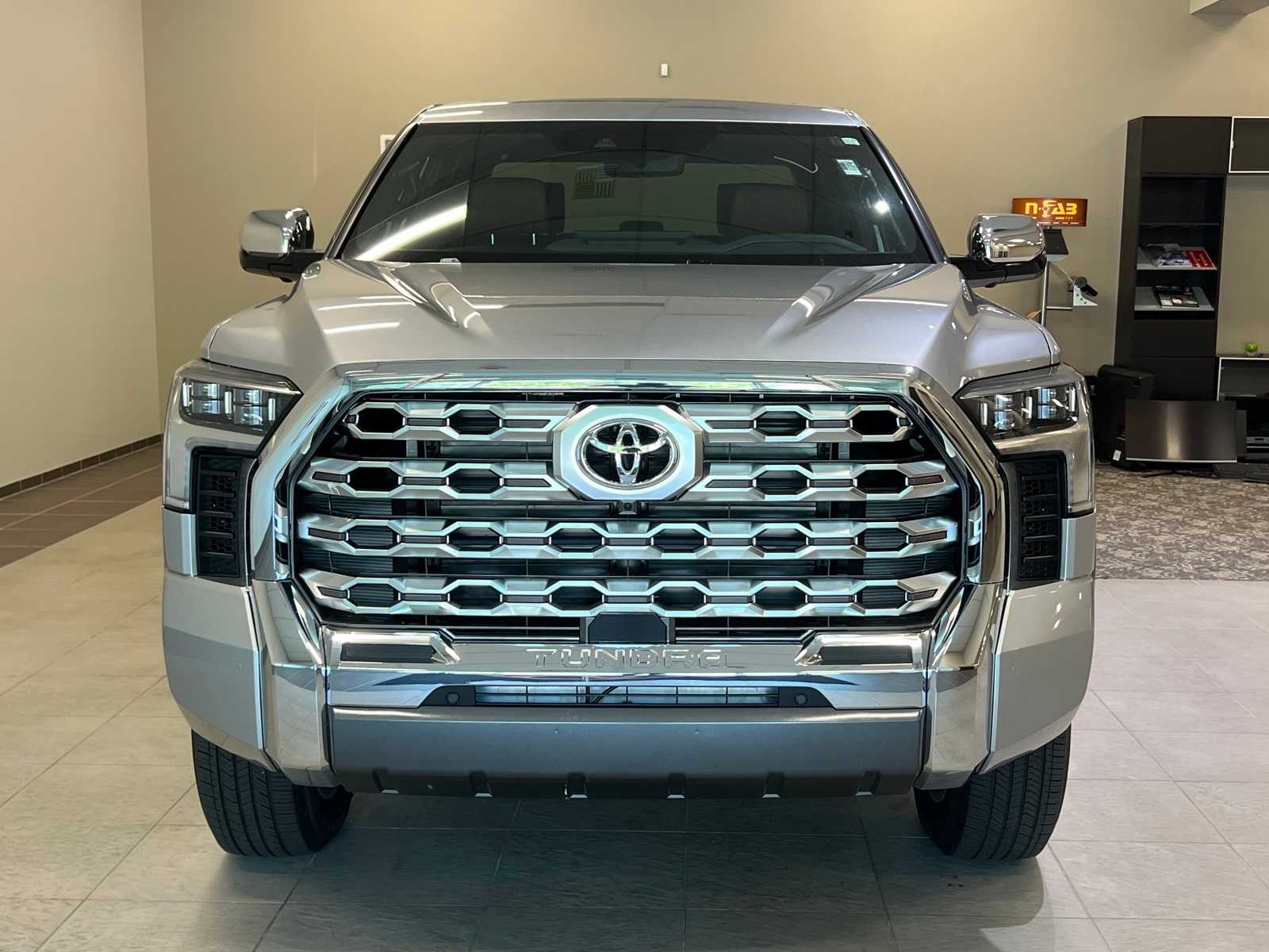 Thumbnail: 2025 Toyota Tundra - 8