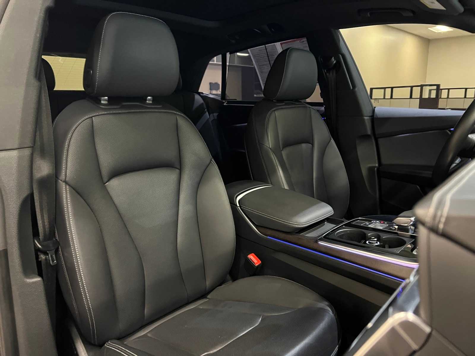 Thumbnail: 2020 Audi Q8 - 14