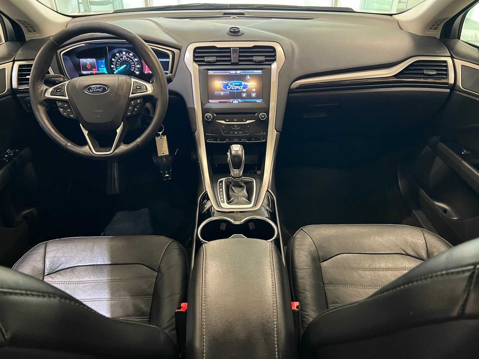 Thumbnail: 2014 Ford Fusion - 10