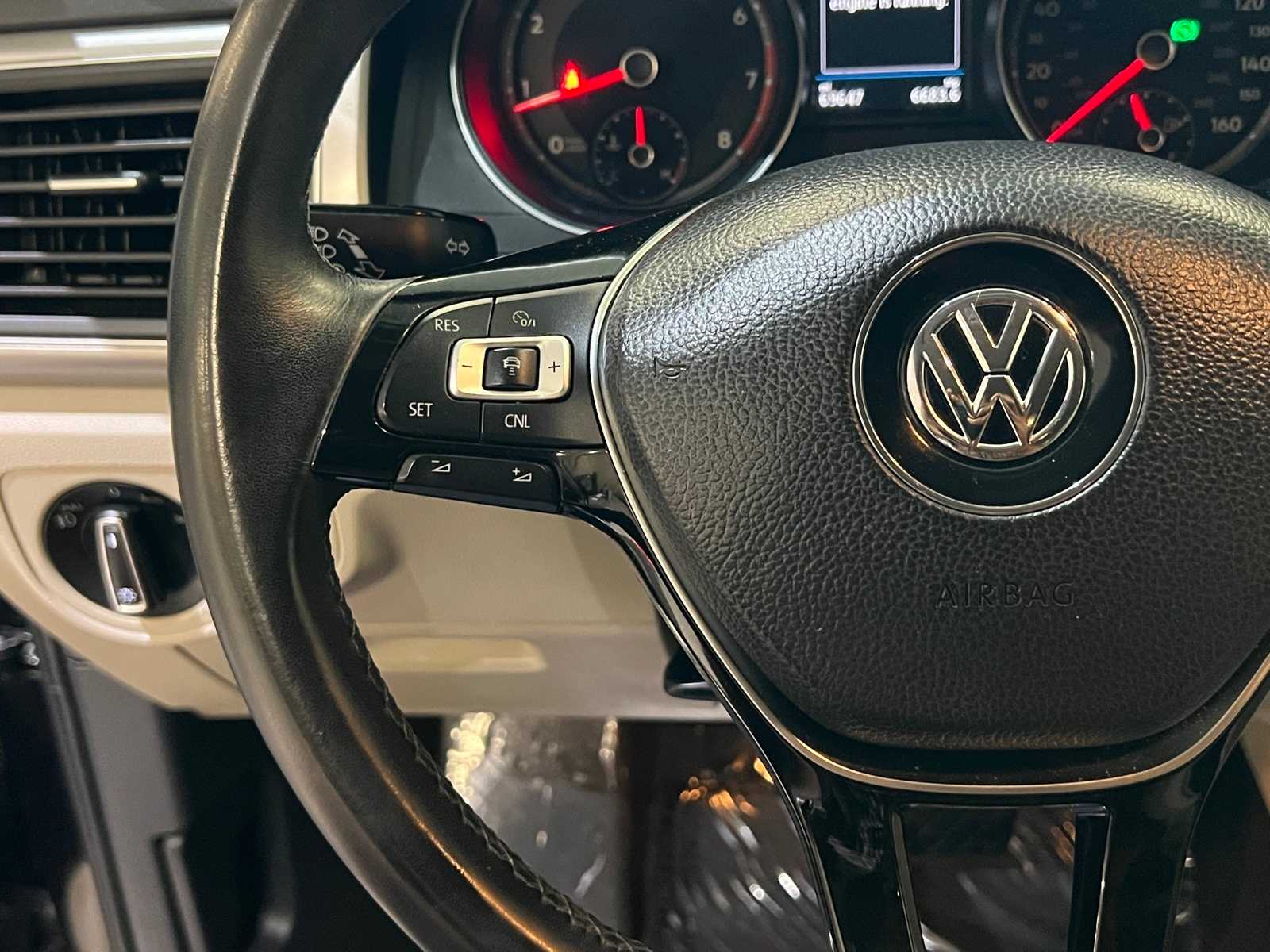 Thumbnail: 2018 Volkswagen Atlas - 21