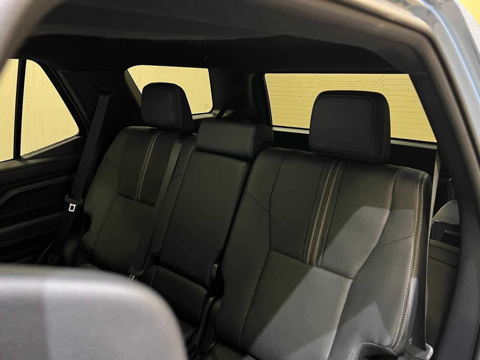 Thumbnail: 2025 Toyota 4Runner - 12