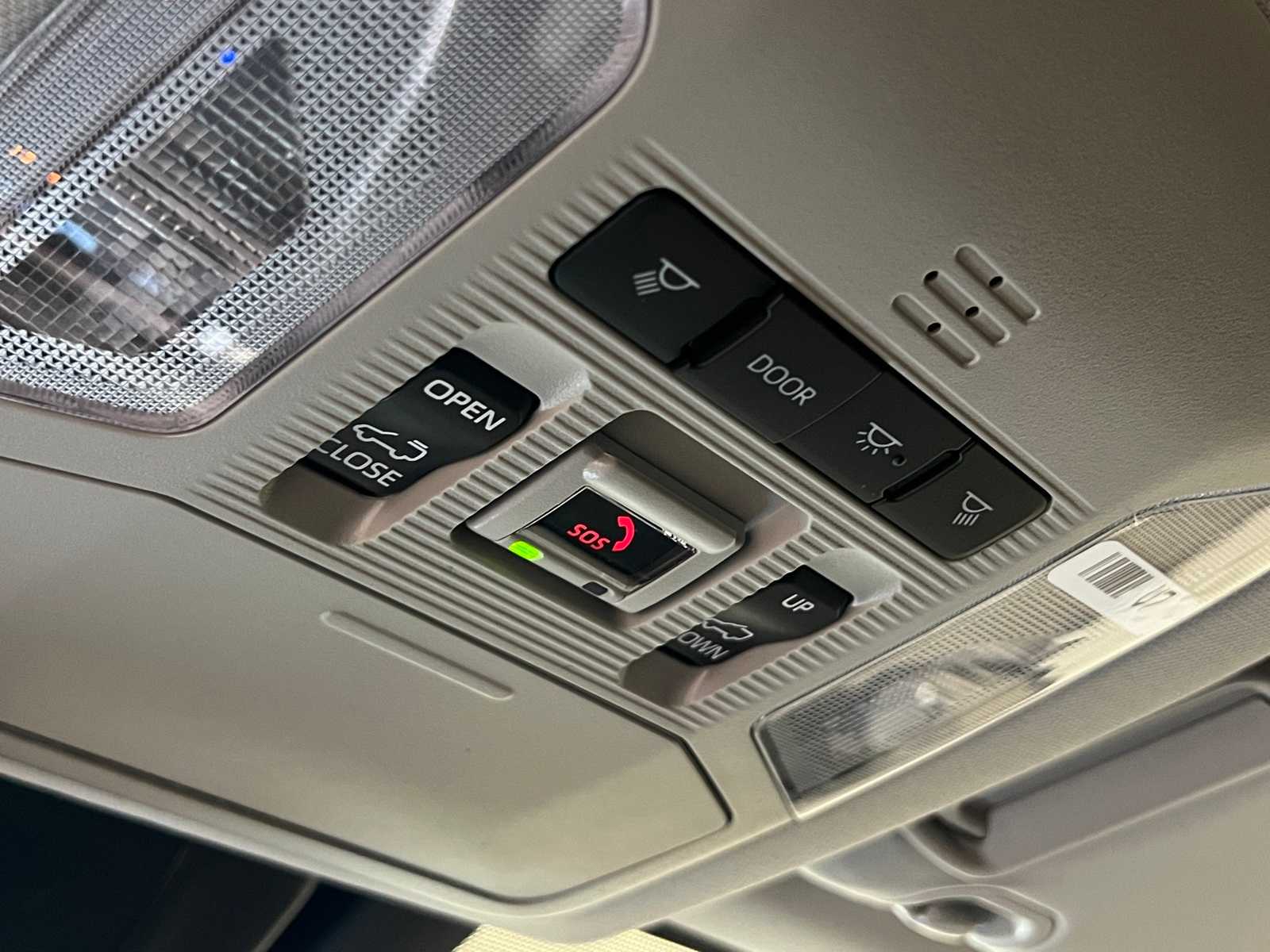 Thumbnail: 2025 Toyota RAV4 - 28