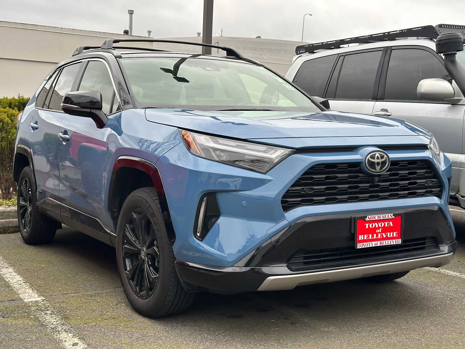 Thumbnail: 2025 Toyota RAV4 - 3
