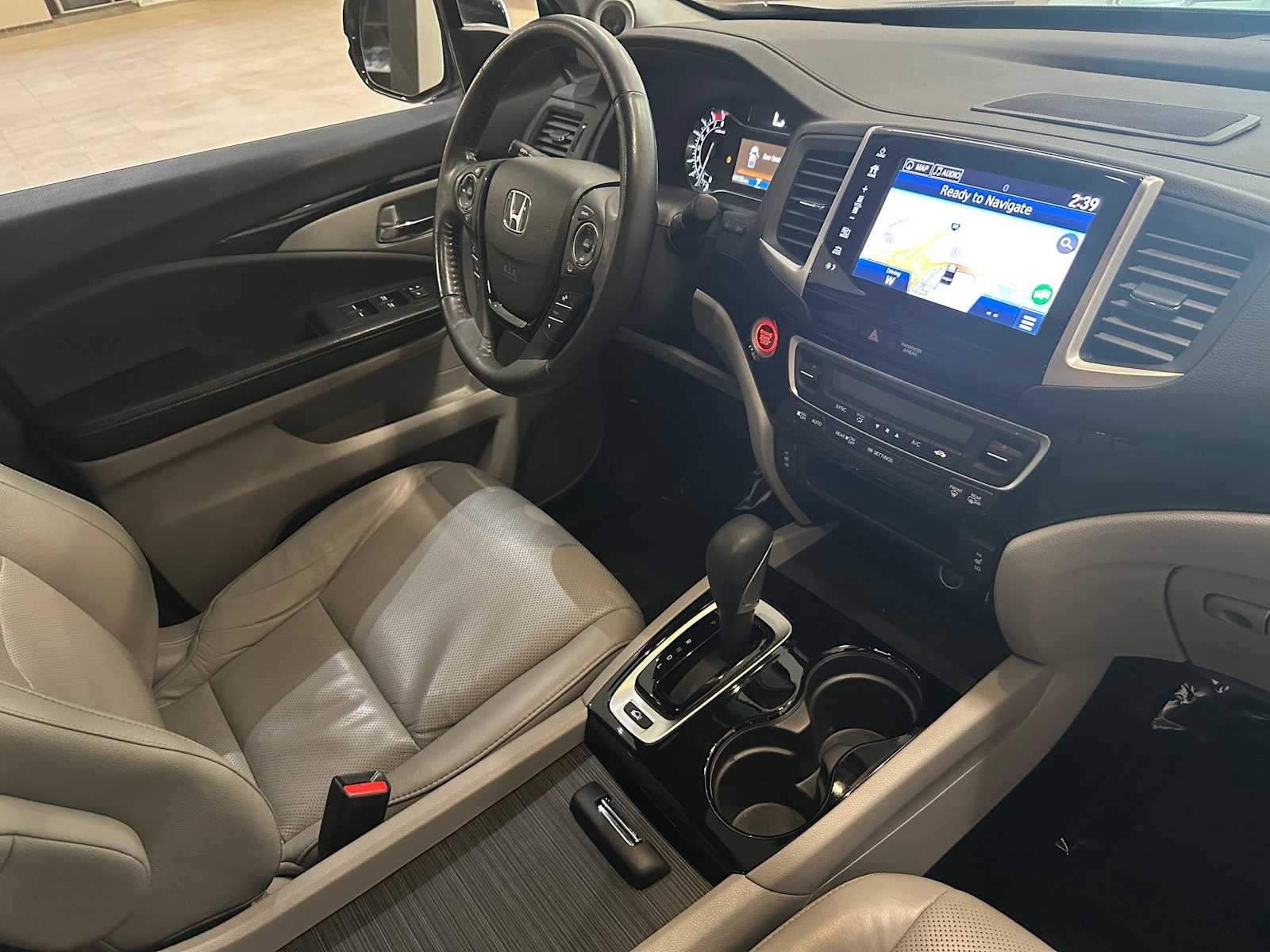 Thumbnail: 2019 Honda Ridgeline - 30