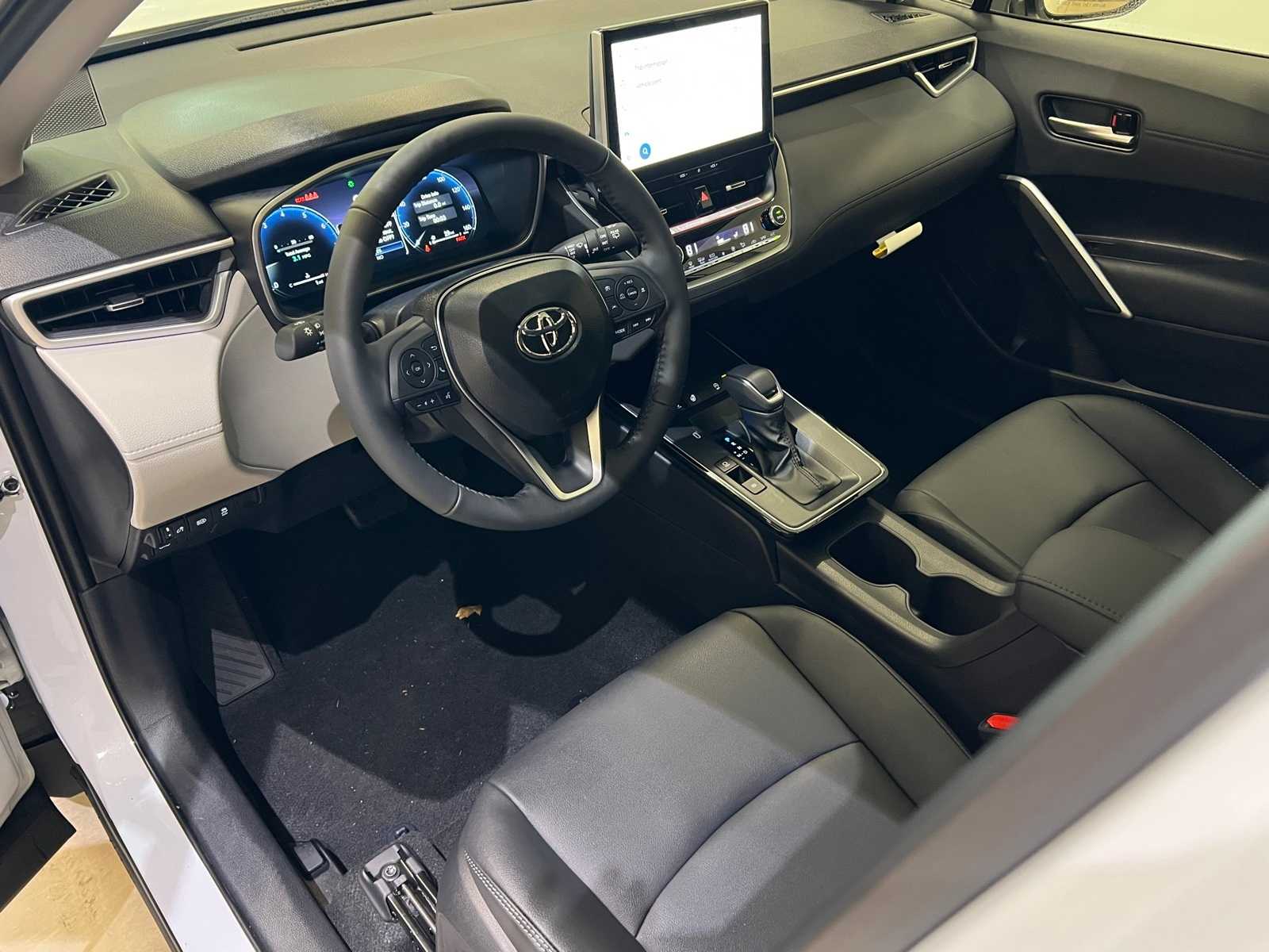 Thumbnail: 2026 Toyota Corolla Cross - 2