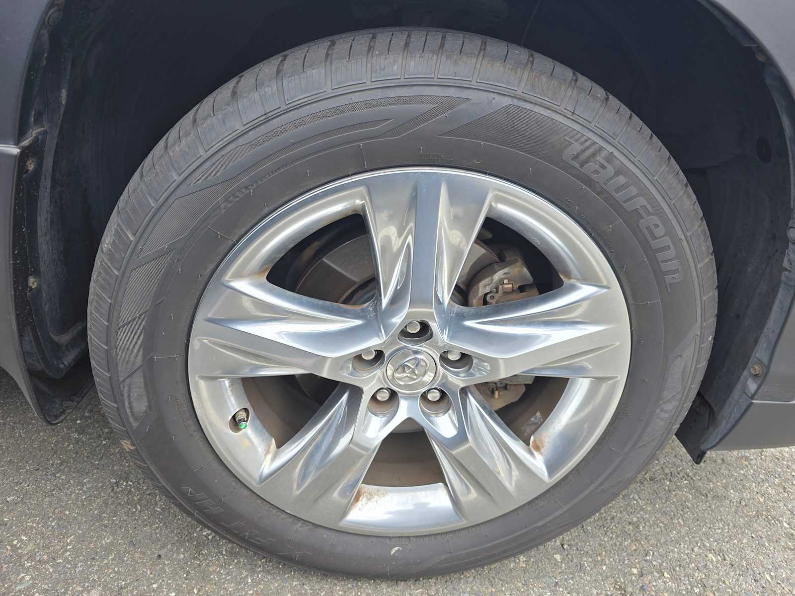 Thumbnail: 2015 Toyota Highlander - 4
