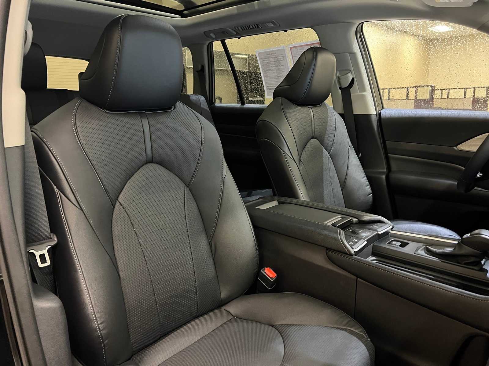 Thumbnail: 2024 Toyota Grand Highlander - 13