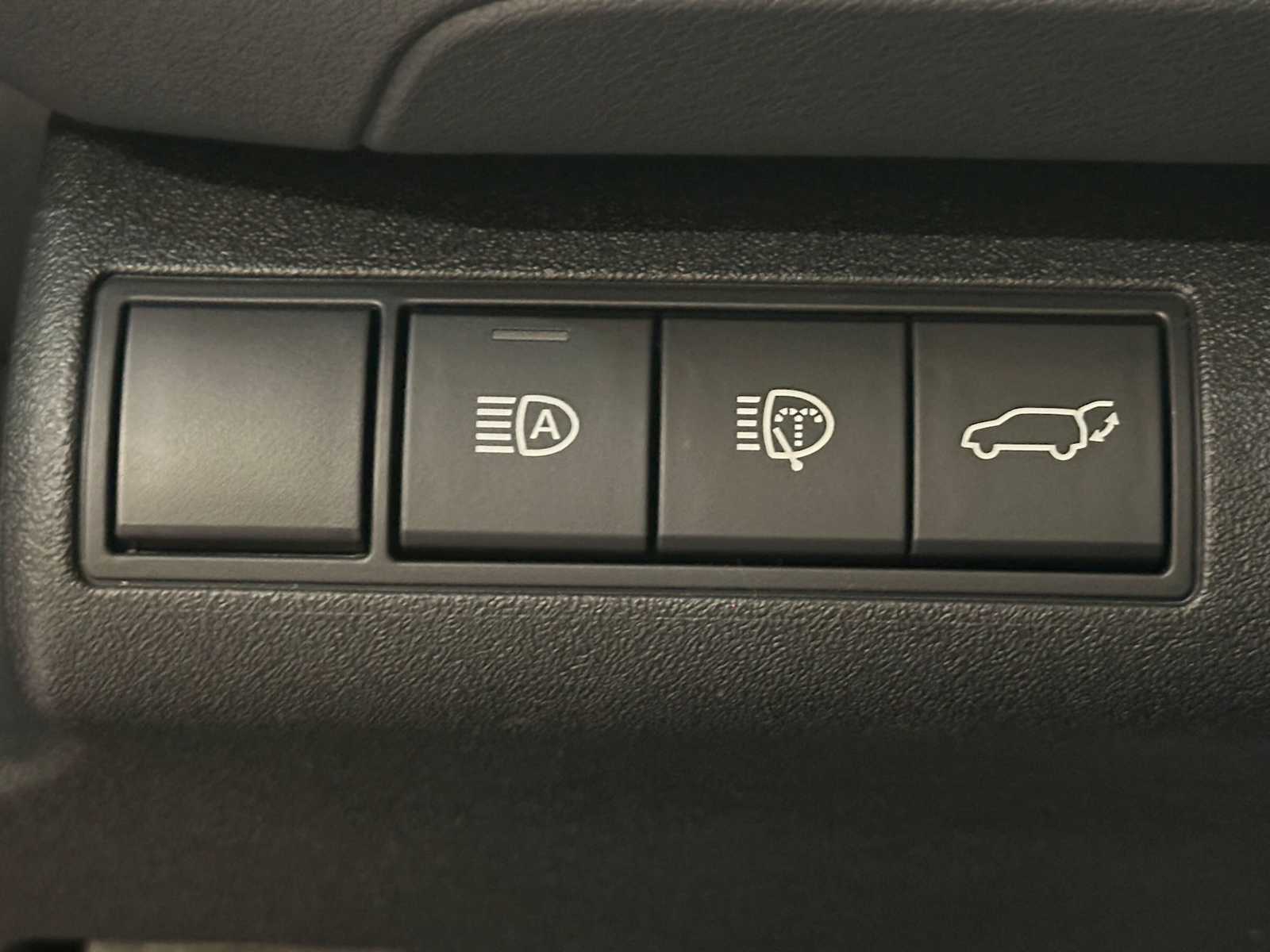 Thumbnail: 2026 Toyota bZ - 17