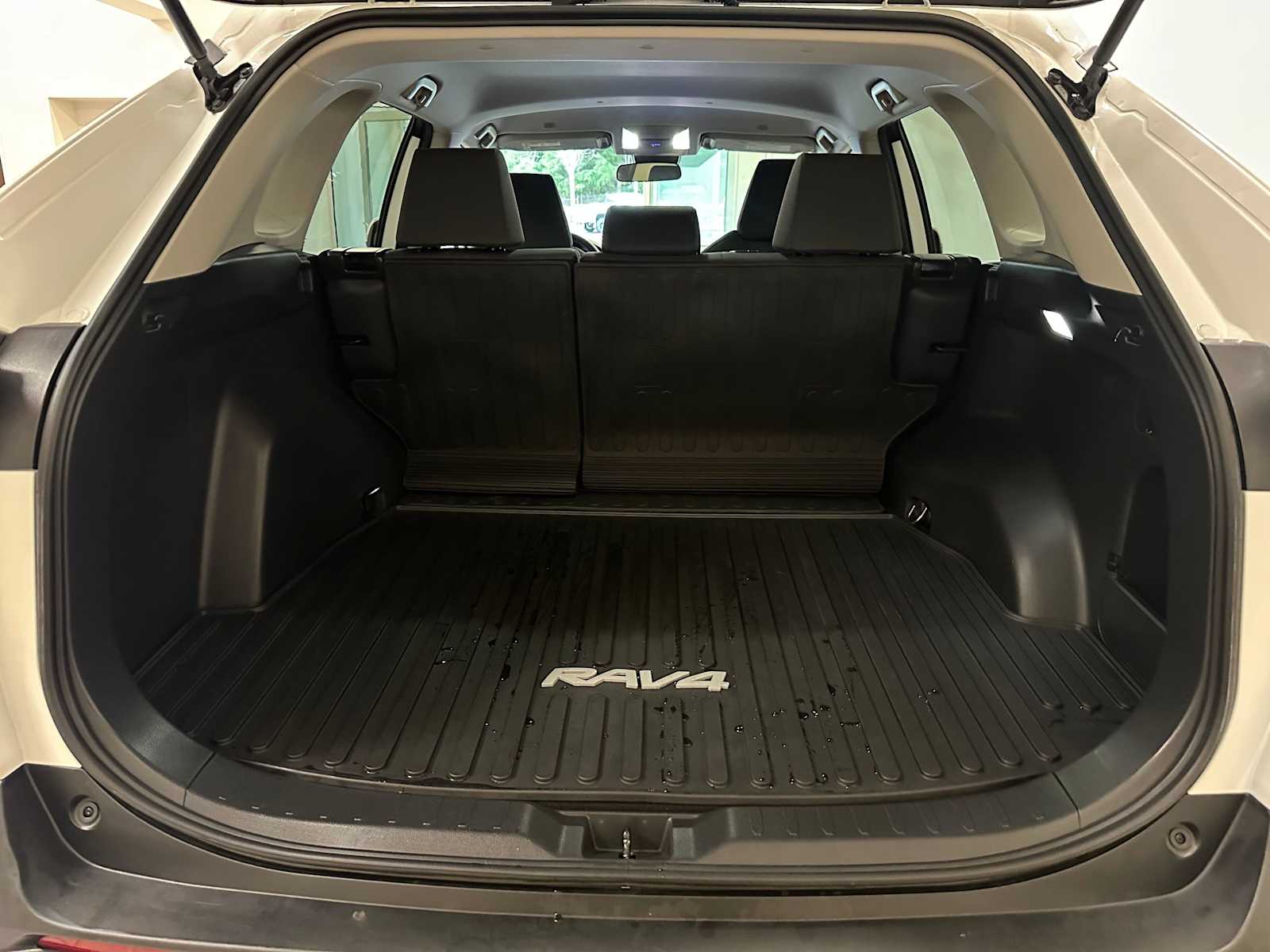 Thumbnail: 2024 Toyota RAV4 - 30