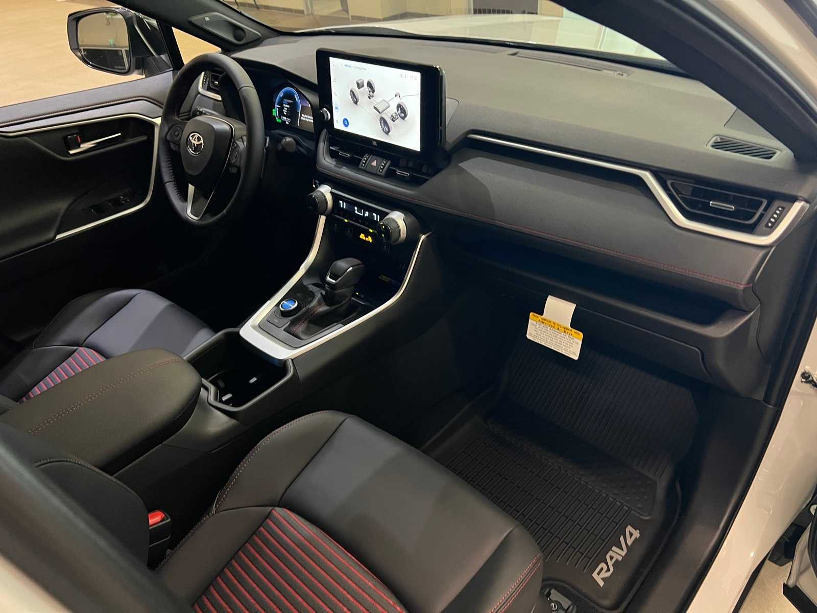 Thumbnail: 2025 Toyota RAV4 - 14