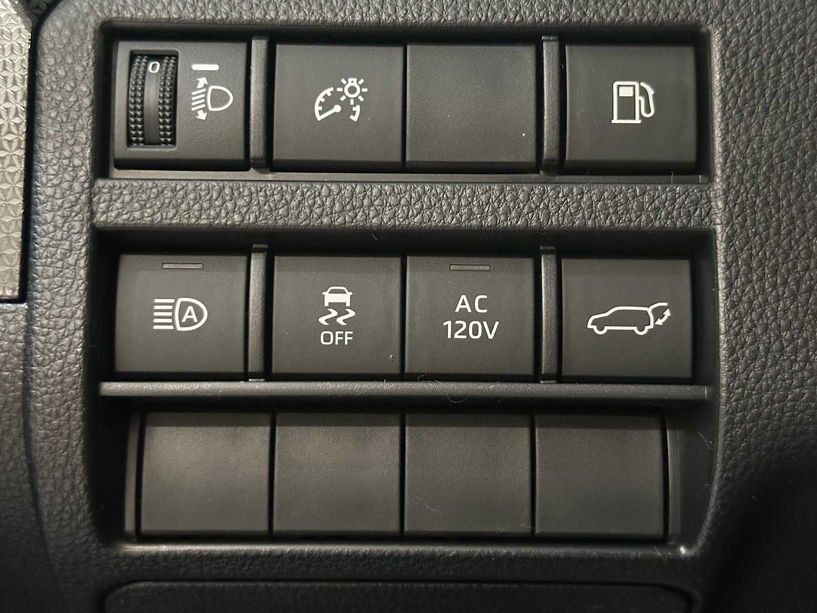 Thumbnail: 2026 Toyota 4Runner - 18