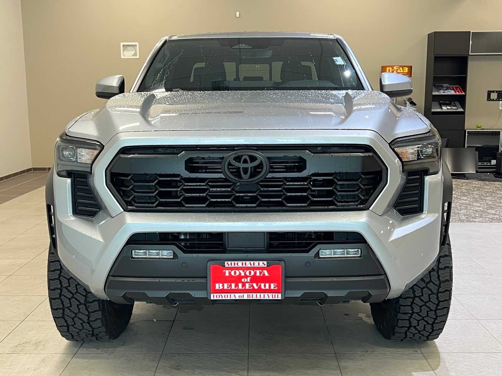 Thumbnail: 2024 Toyota Tacoma - 8