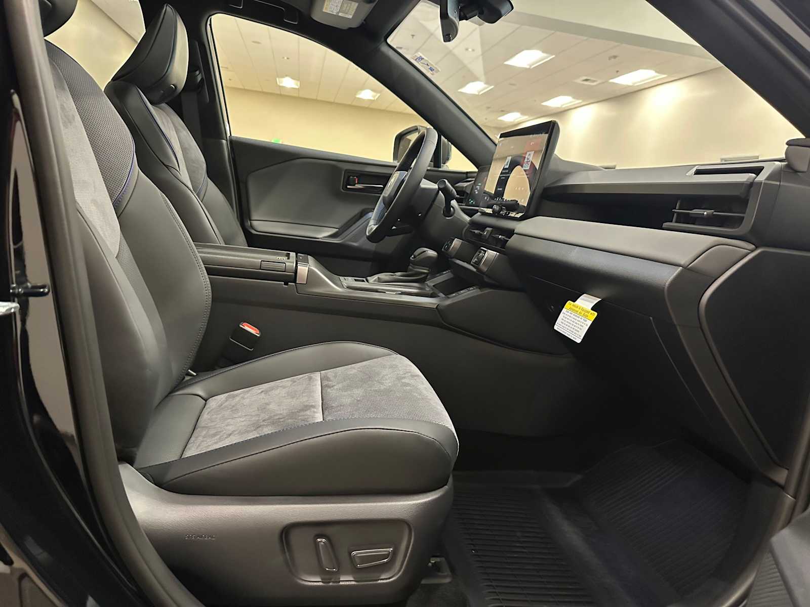 Thumbnail: 2026 Toyota RAV4 - 28