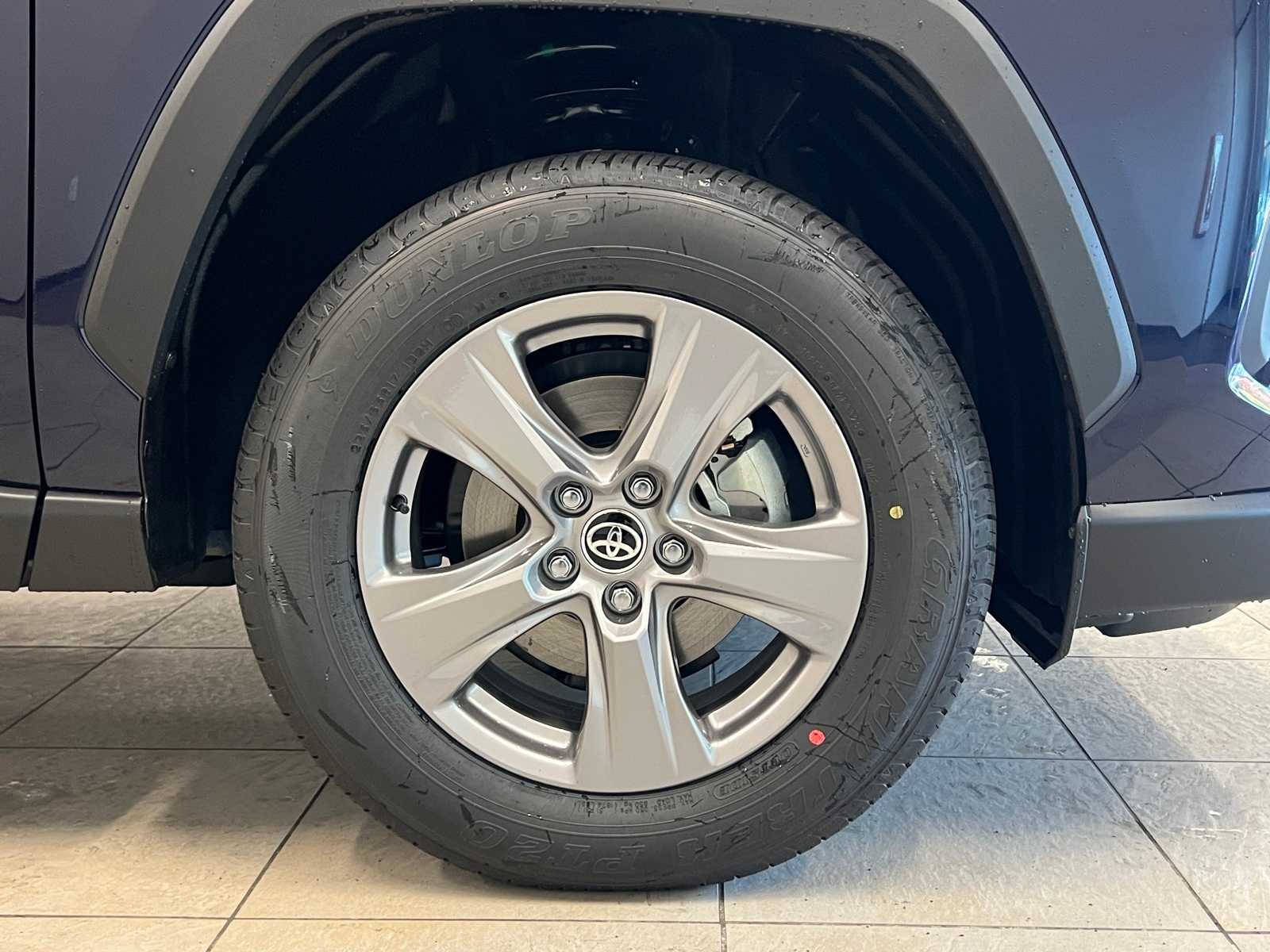 Thumbnail: 2025 Toyota RAV4 - 7