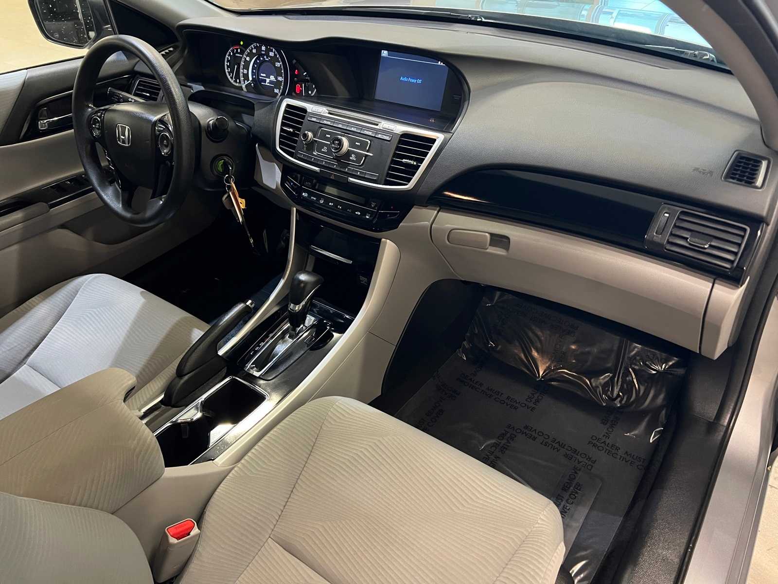 Thumbnail: 2017 Honda Accord - 15