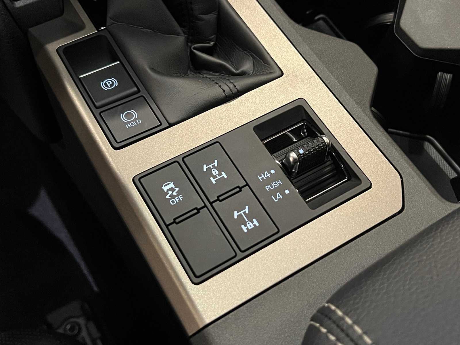 Thumbnail: 2025 Toyota Land Cruiser - 28