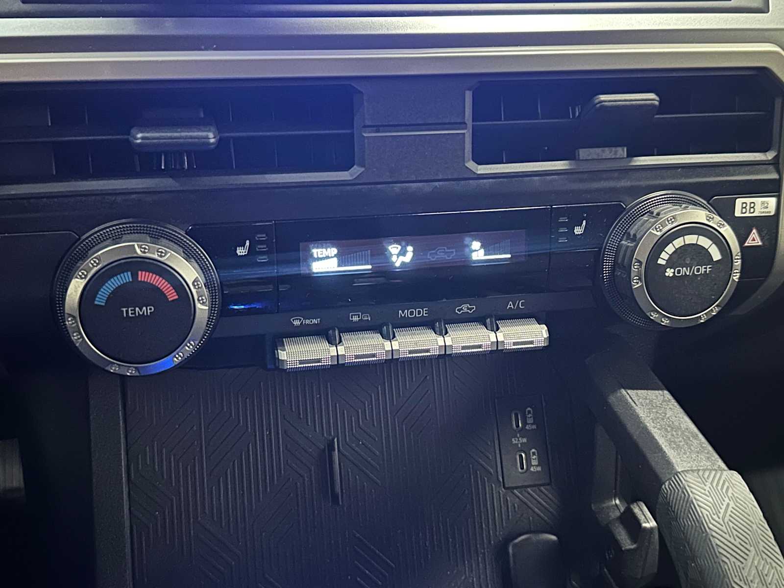 Thumbnail: 2024 Toyota Tacoma - 15