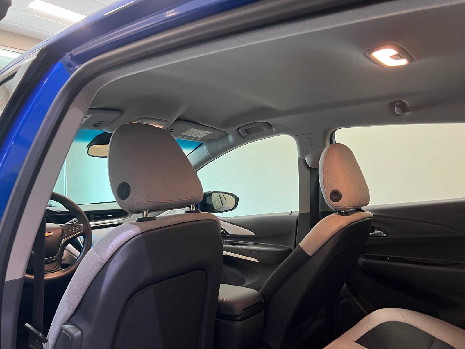 Thumbnail: 2019 Chevrolet Bolt EV - 12