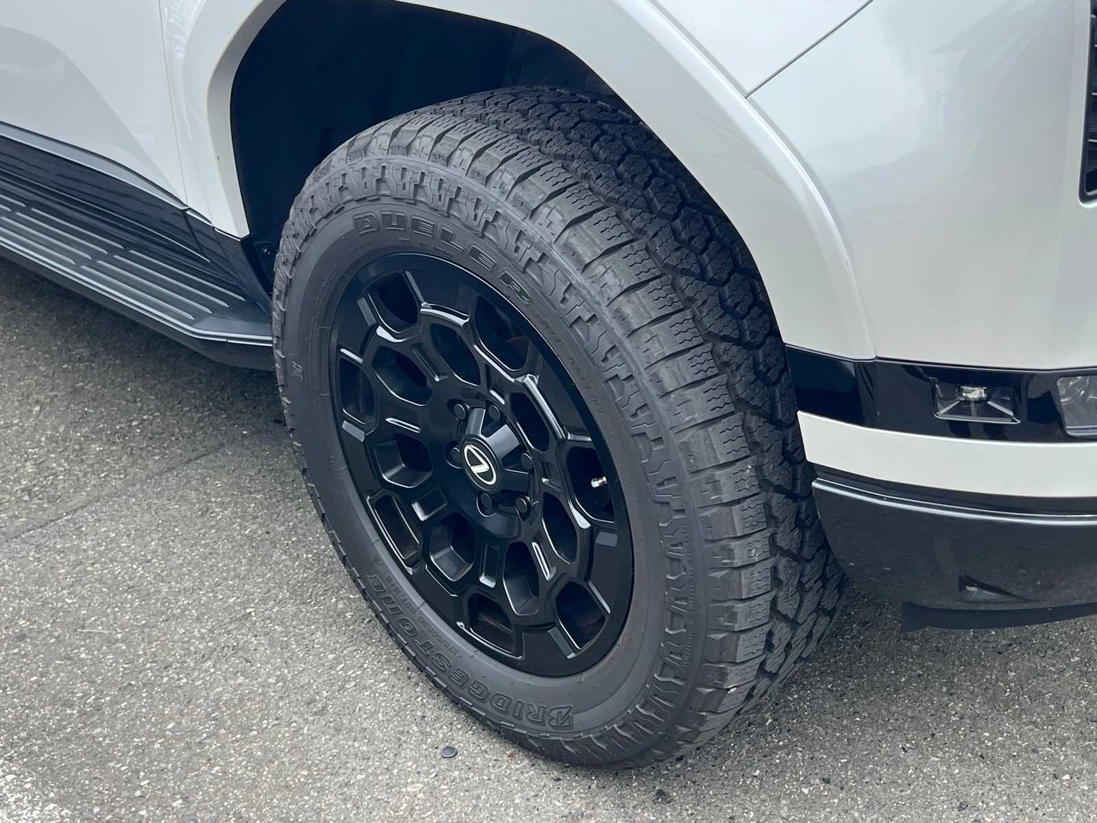 Thumbnail: 2024 Lexus GX - 5