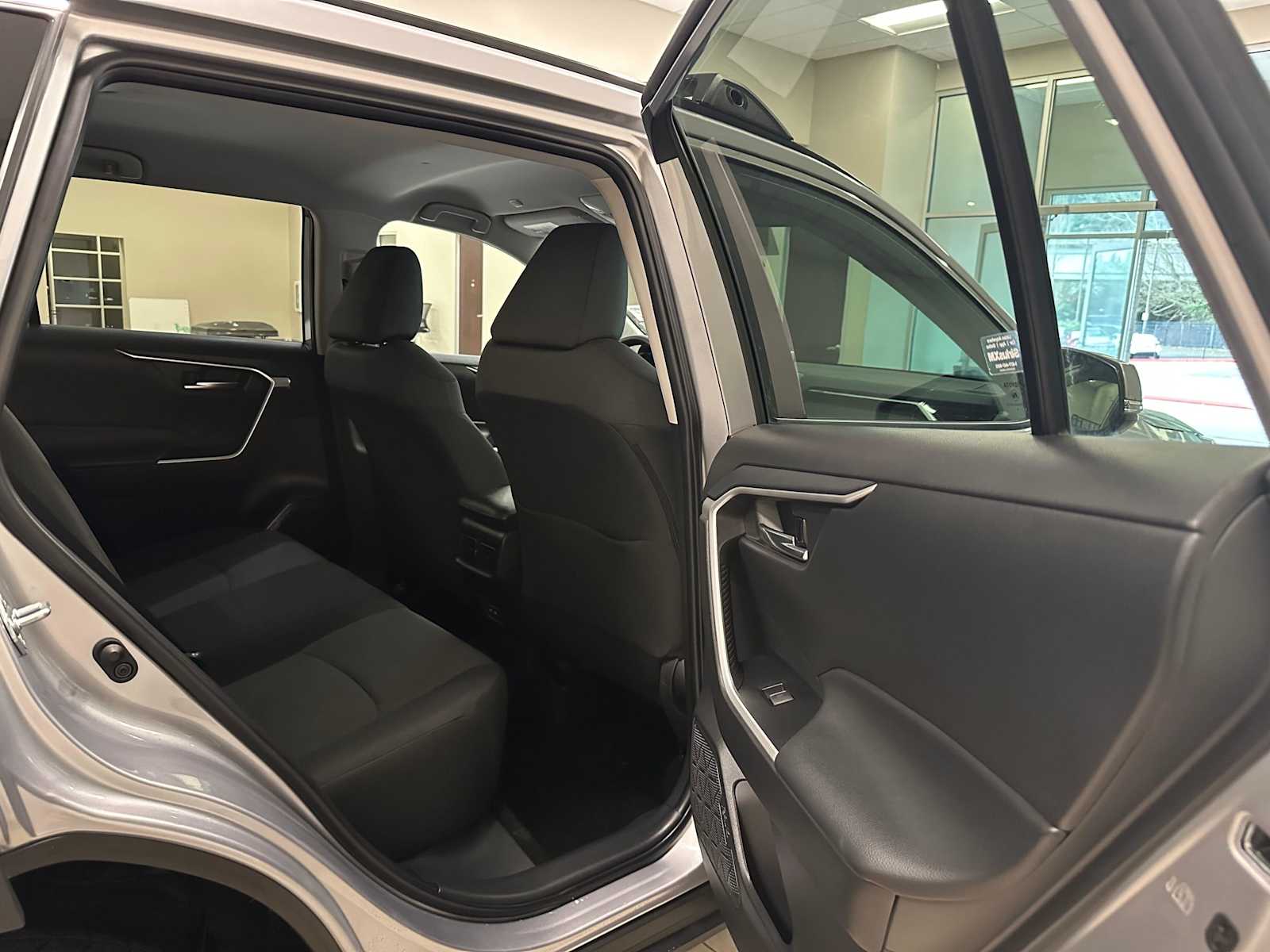 Thumbnail: 2024 Toyota RAV4 - 26