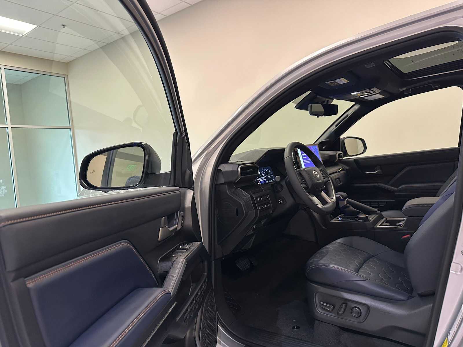 Thumbnail: 2026 Toyota 4Runner - 22