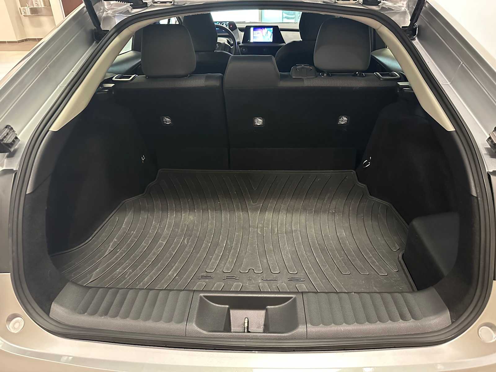 Thumbnail: 2024 Toyota Prius - 30