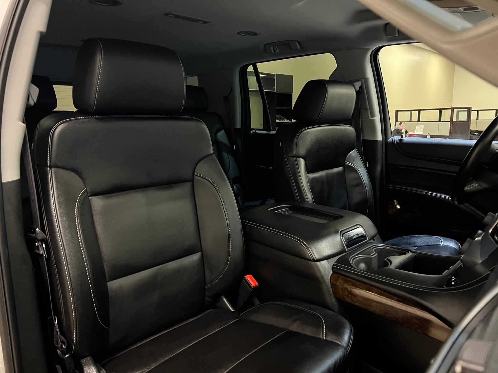 Thumbnail: 2015 Chevrolet Tahoe - 14