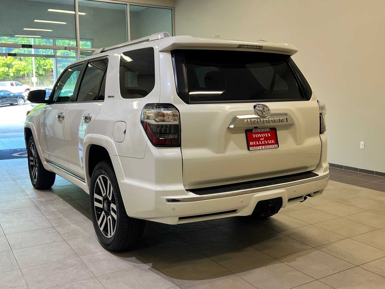 Thumbnail: 2023 Toyota 4Runner - 4