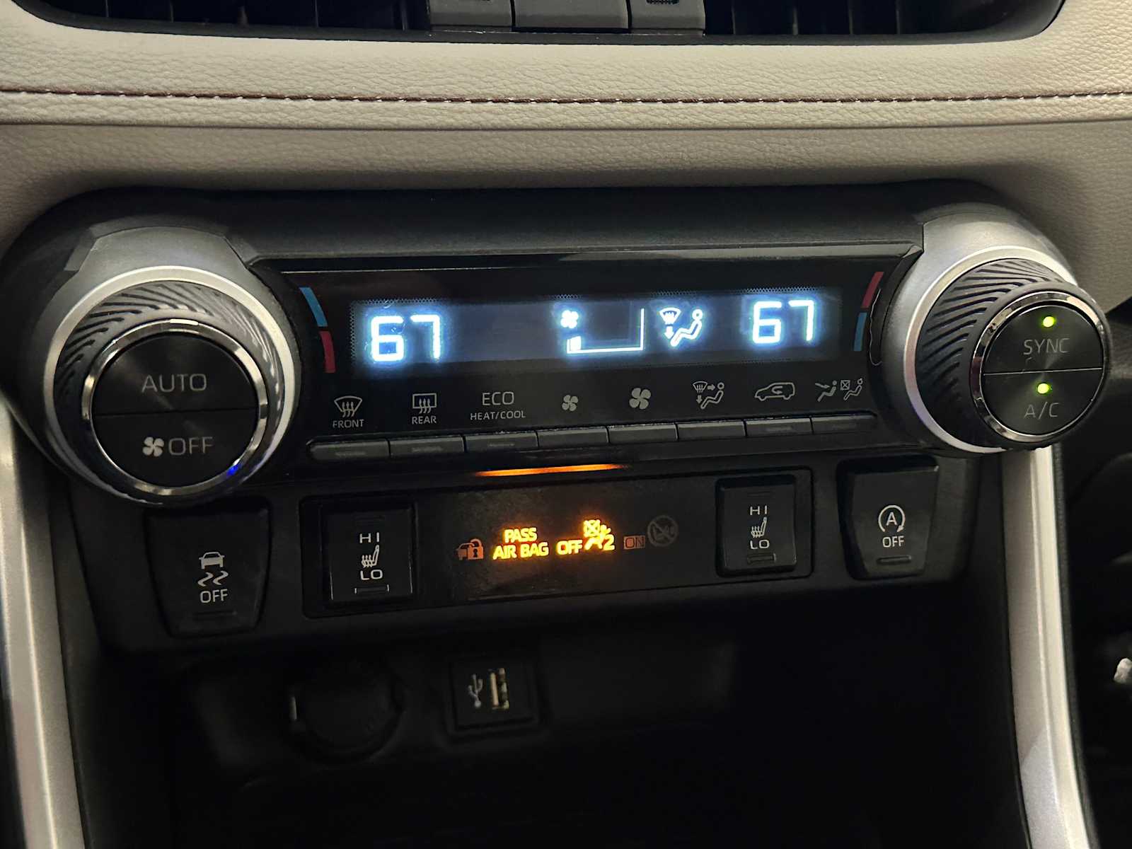 Thumbnail: 2023 Toyota RAV4 - 15