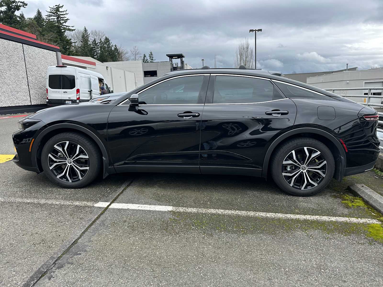 Thumbnail: 2023 Toyota Crown - 8