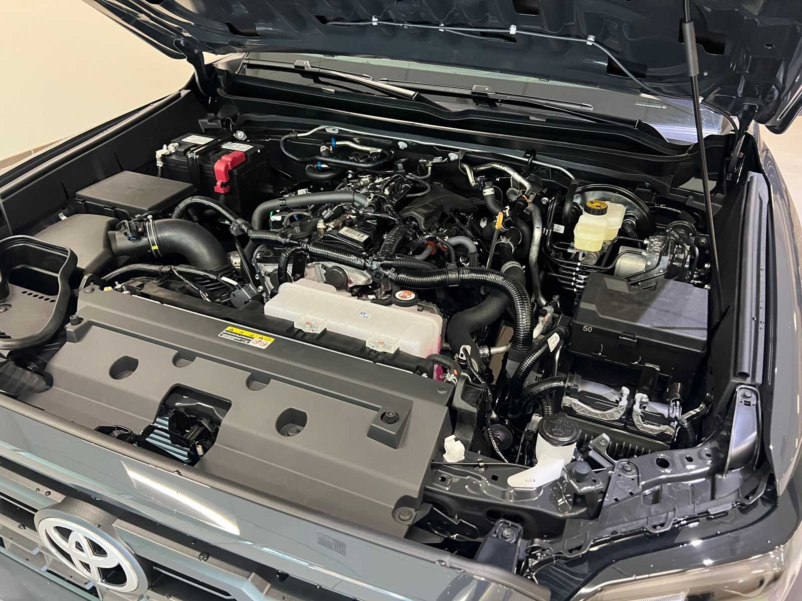 Thumbnail: 2025 Toyota Tacoma - 9