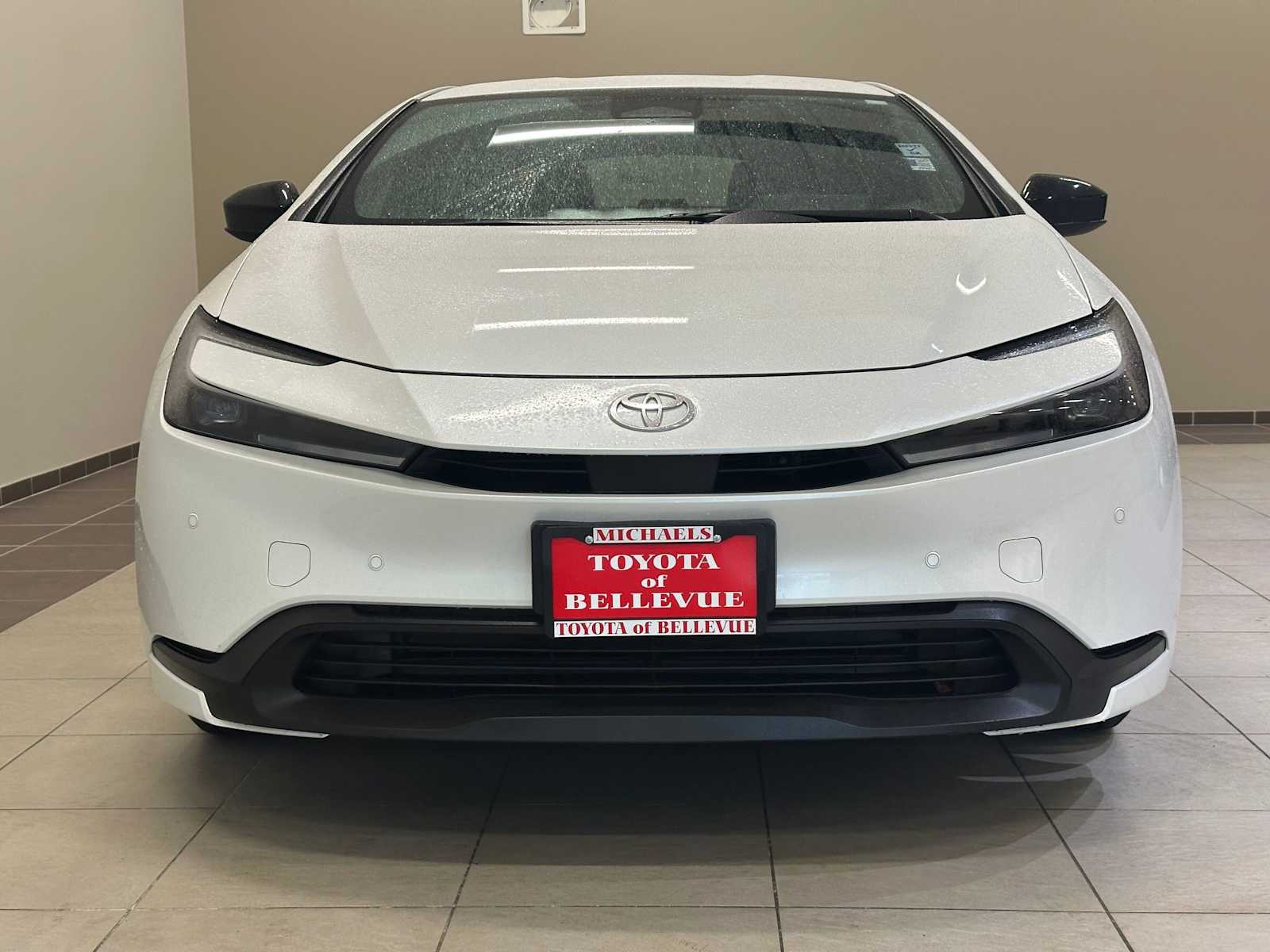 Thumbnail: 2024 Toyota Prius - 6